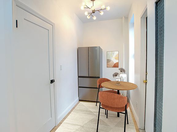 2nd image of 268 Sumpter St APT 1