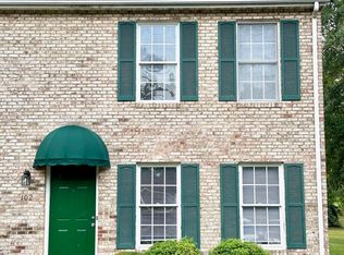102 Lakehurst Ave, Salem, VA 24153