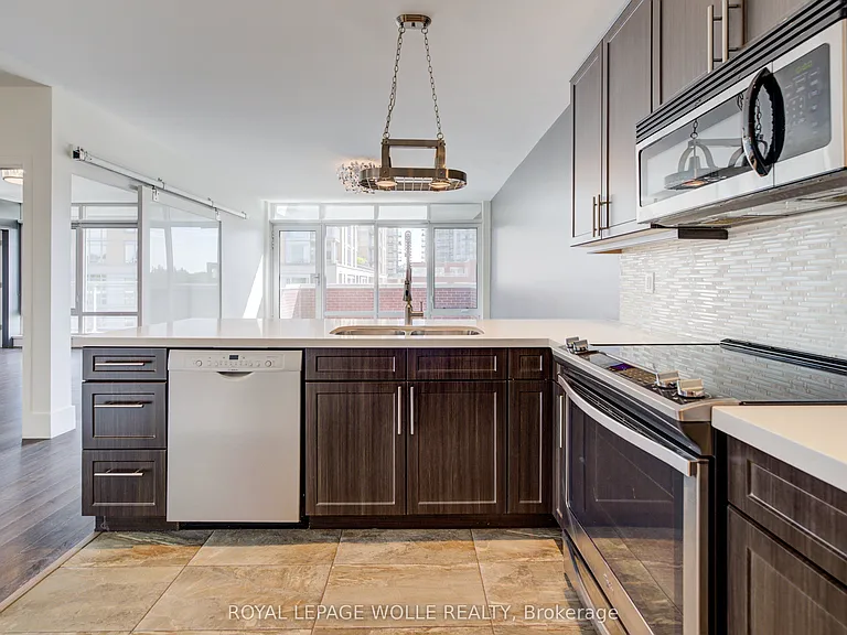 188 King St S #413 — Photo 13