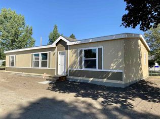 417 N Corbin Rd, Greenacres, WA 99016