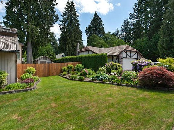 4th image of 6015 NE 19th Ave