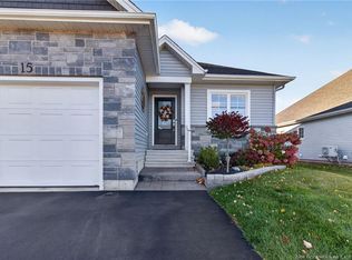 15 Rosenburg St, Moncton, NB E1G 6E9