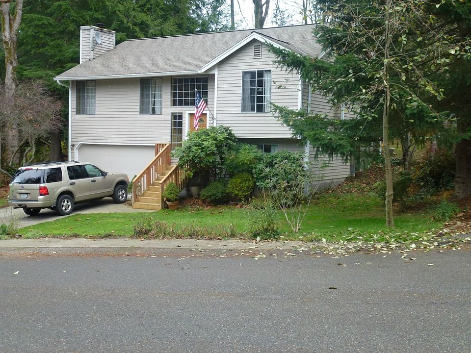 1st image of 9394 Saint Johns Pl NE