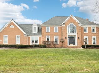 270 Camden Ln, Aurora, OH 44202