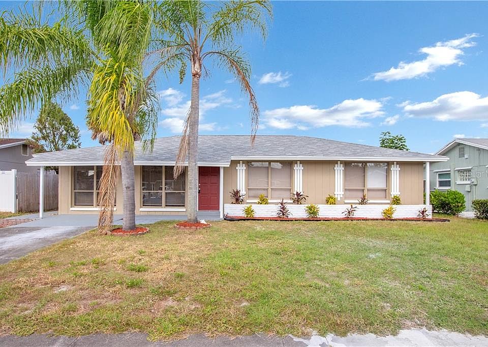 1st image of 8241 Greenleaf Cir