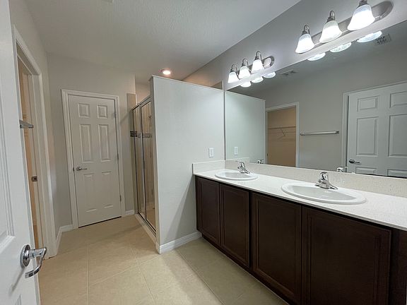 5th image of 3817 Carrick Bend Dr