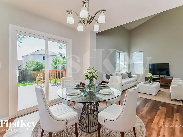 4663 Bittercreek Dr — Photo 6
