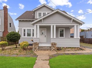 7 1st Ave, Huntington Station, NY 11746