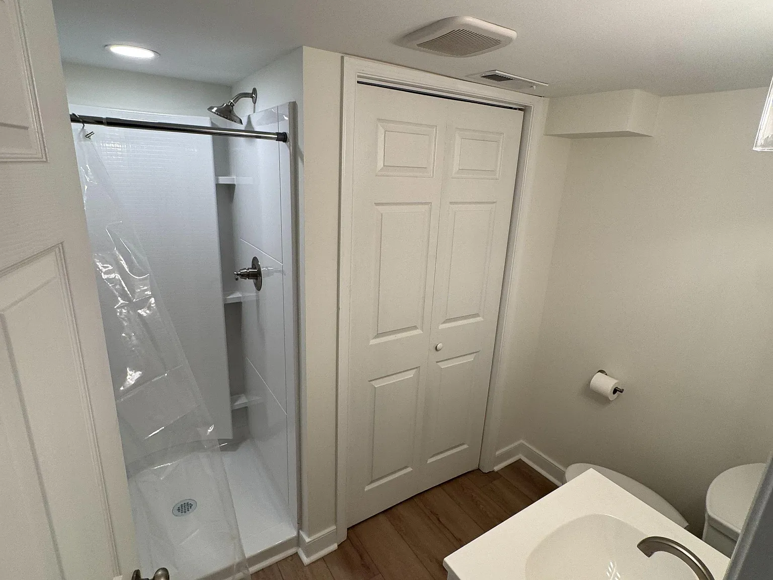 4 bed, 2.0 bath, 1769 sqft, $845 — Photo 2