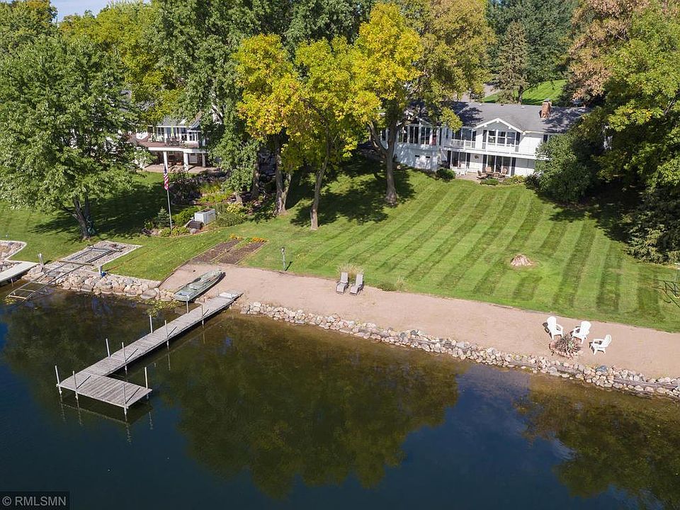 1st image of 3211 Dartmouth Dr