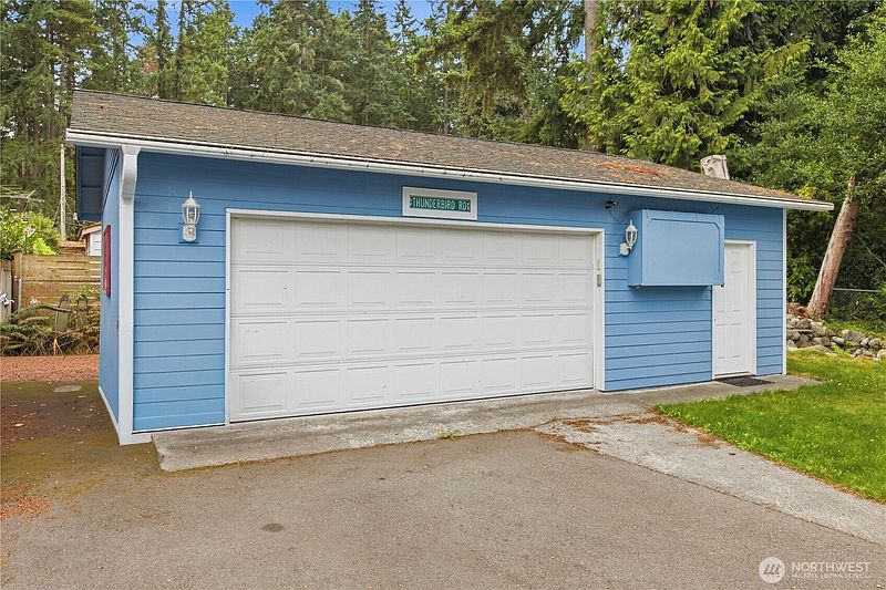 4th image of 1533 NE 166th Street
