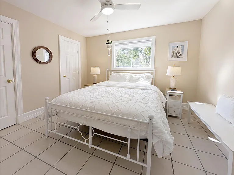 3215 Royal Oaks Dr — Photo 17