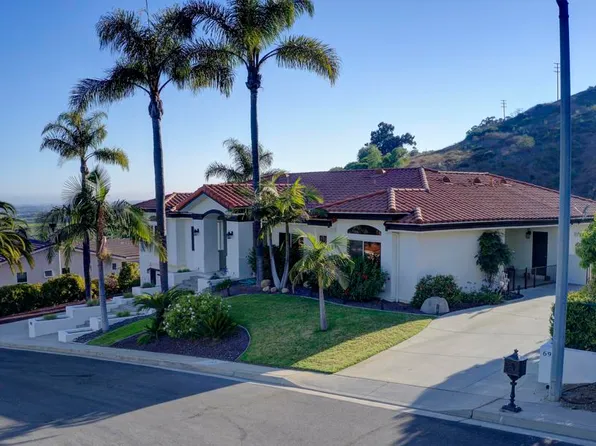 698 Ridgecrest Dr, Santa Paula, CA 93060