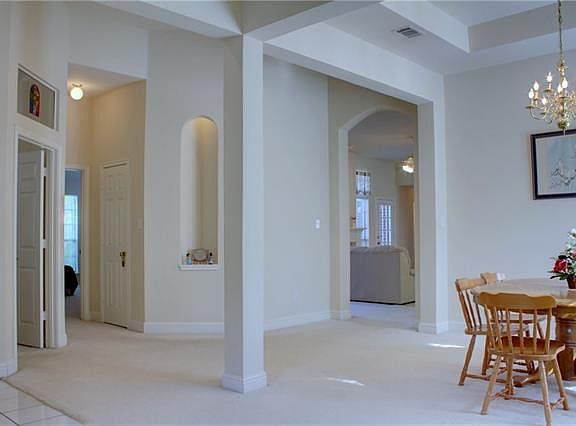5th image of 4828 Bull Run Dr