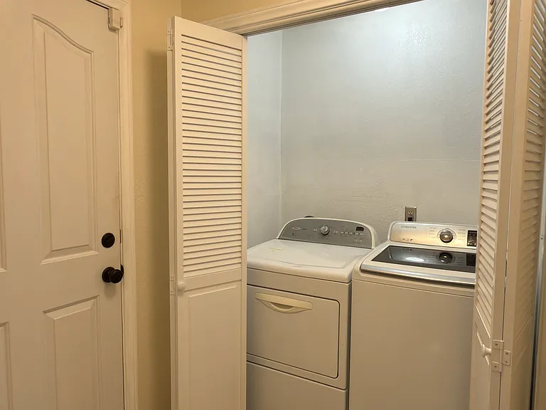 3385 W Agate Ave — Photo 22