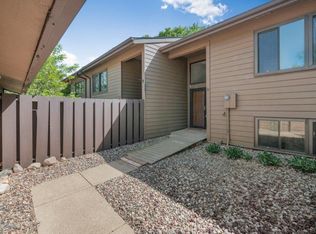 212 W Eagle Lake Dr, Maple Grove, MN 55369