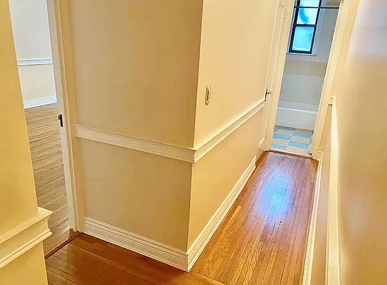 Rented by RealTegrity NY LLC | media 39