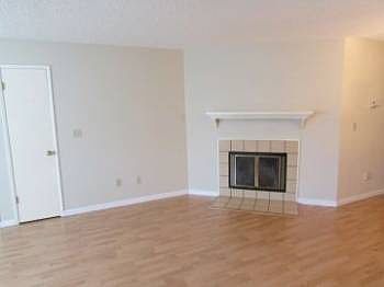 3rd image of 1705 Eastbrook Ct