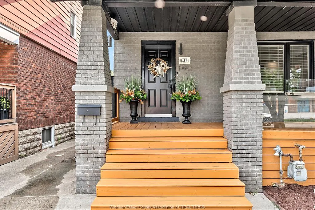 3 bed, $2,700 — Photo 3
