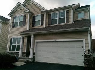 2827 Regaldo Dr, Columbus, OH 43219