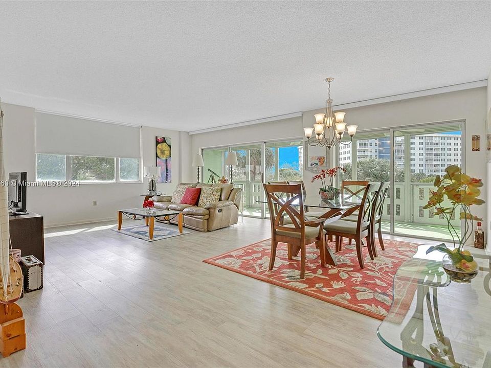 1st image of 4001 Hillcrest Dr APT 301