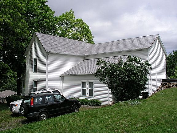 5th image of 106 Georgia St