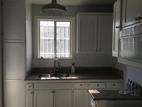 4th image of 4610 Halldale Ave