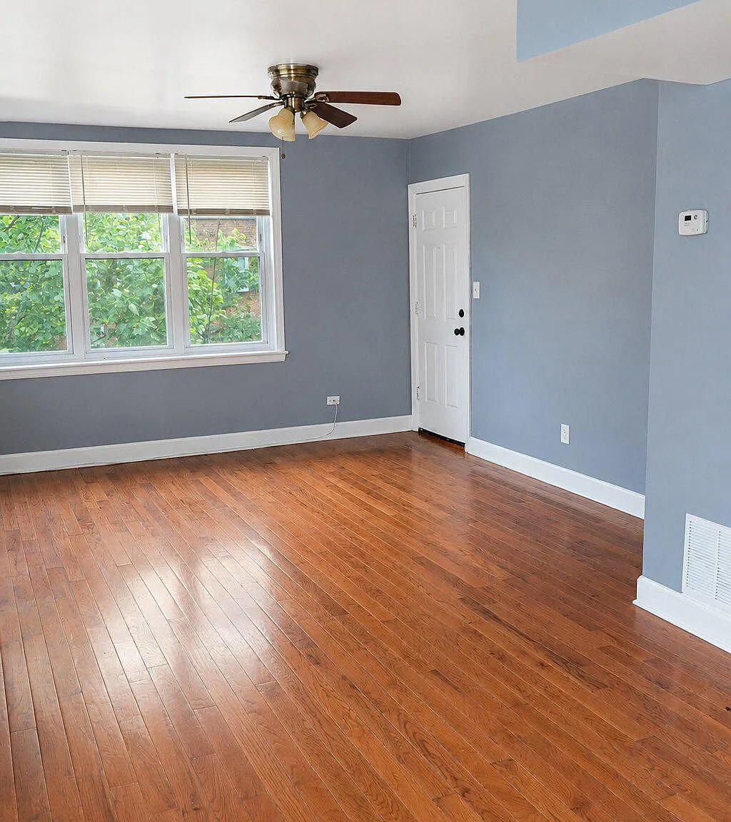 1 bed, 1.0 bath, 815 sqft, $1,330 — Photo 3