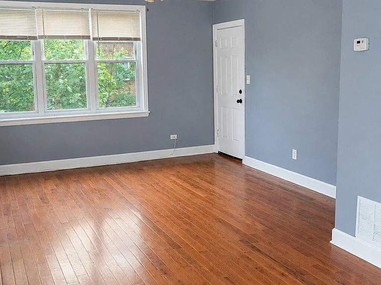 101 Galveston Pl SW #4 — Photo 3