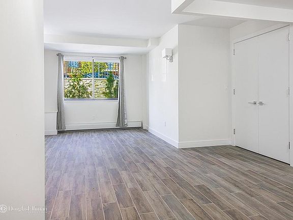 5th image of 2527 23rd St APT Ba