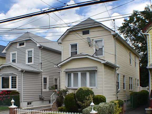 3rd image of 11821 218th St
