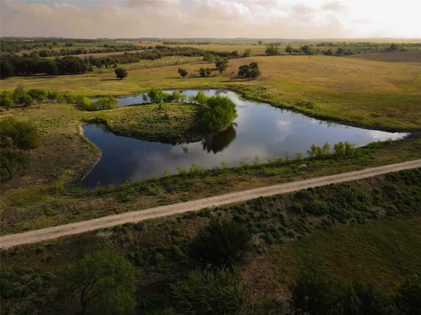 1028 County Road 108, Buckholts, TX 76518