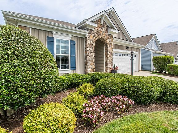 2nd image of 8120 Saddle Crest Dr