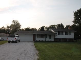 1287 S River Rd, Attica, IN 47918