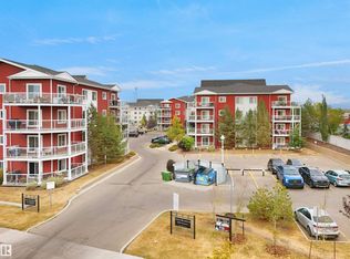 2207 44th Ave NW #101, Edmonton, AB T6T0T2