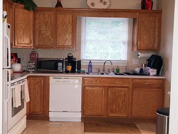 2nd image of 4329 Quail Dr NW