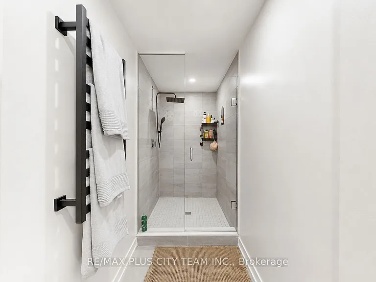 485 Logan Ave #209 — Photo 16