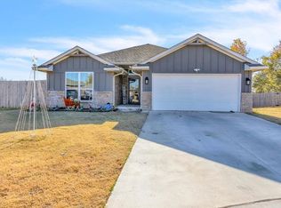 4217 Caracara Ct, Norman, OK 73072