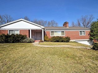 1408 Oak Knoll Dr, Cincinnati, OH 45224