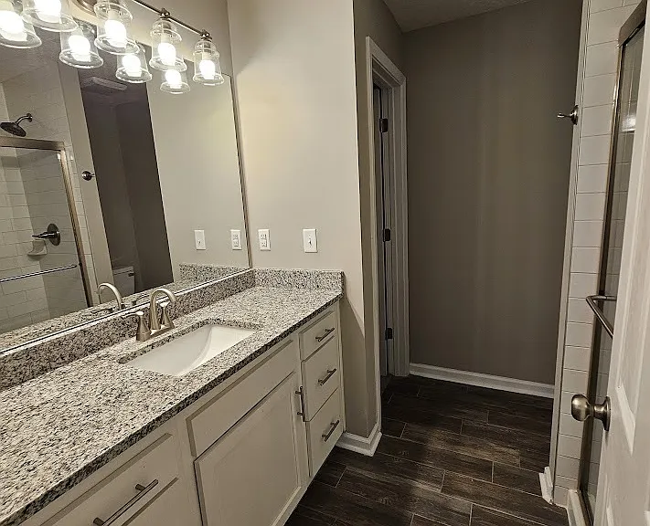 135 Aidan Ct — Photo 44