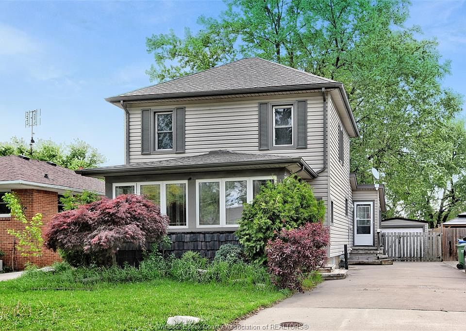 1st image of 1054 Glidden Ave