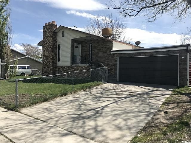 1st image of 1787 W Patricia Way