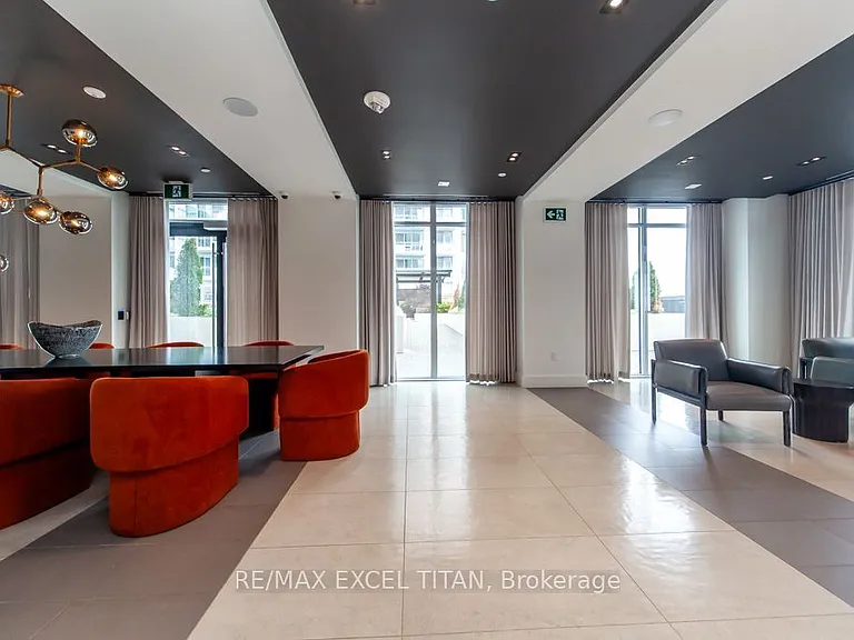 8868 Yonge St #602-E — Photo 30