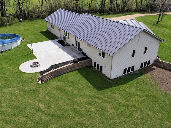 3rd image of 7596 MERRYLAND DRIVE
