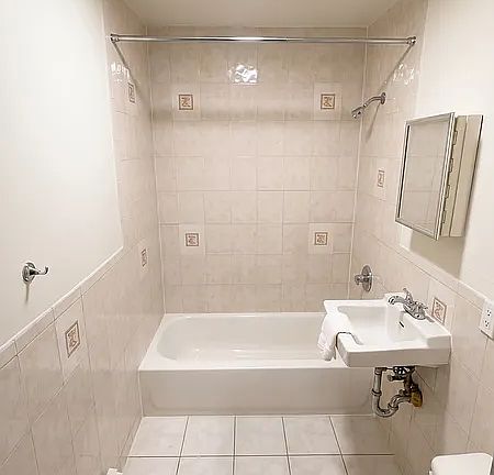 5th image of 1658 Prospect Pl APT 3
