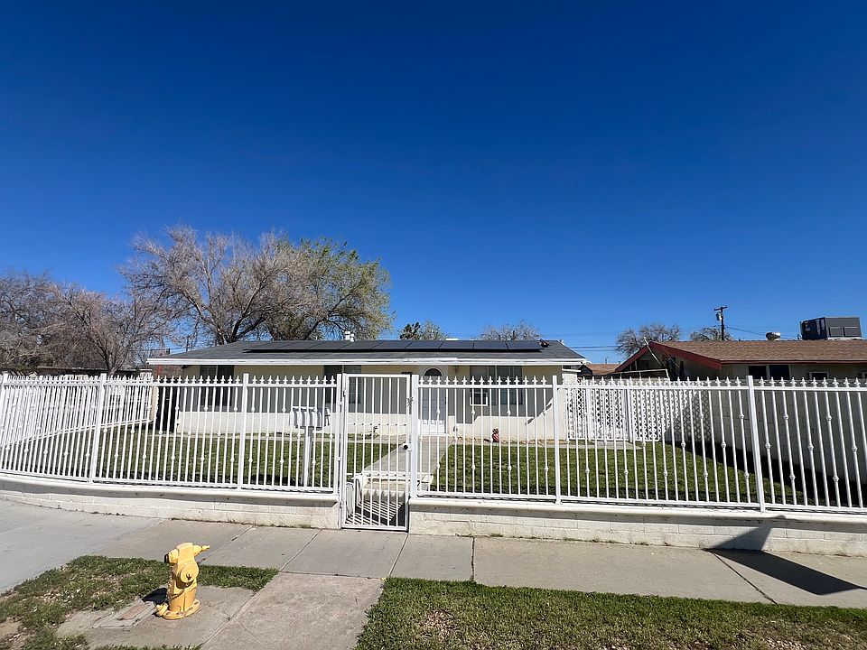 1st image of 45546 10th St W