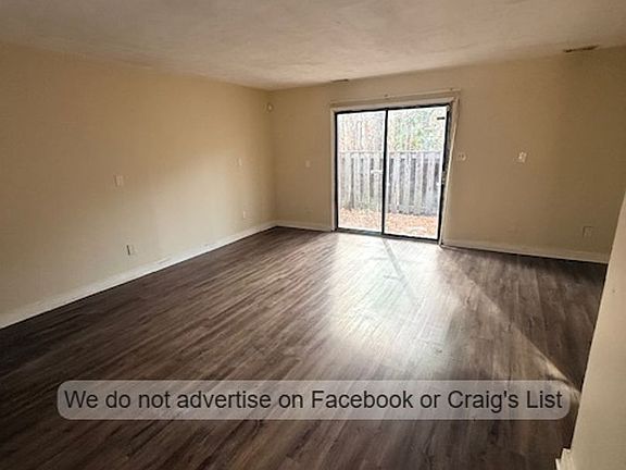 2nd image of 1416-1422 Tangora Ln