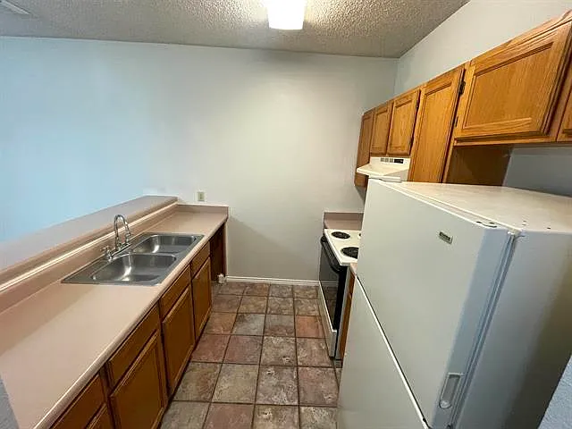 511 Shiloh Dr #16 — Photo 7