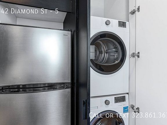3rd image of 1542 Diamond St #5