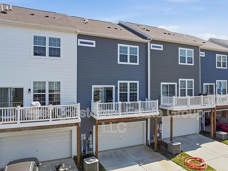 7055 Delegate Pl — Photo 35
